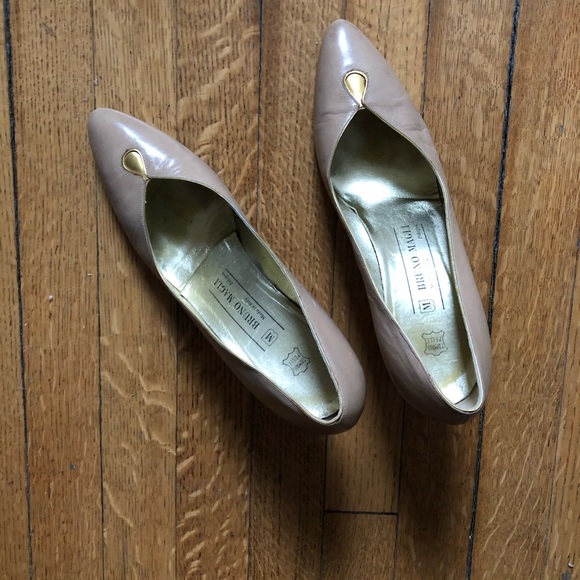 Like New Pink Leather Pumps with Gold Detail- Made in Italy size 10 - Picture 1 of 6